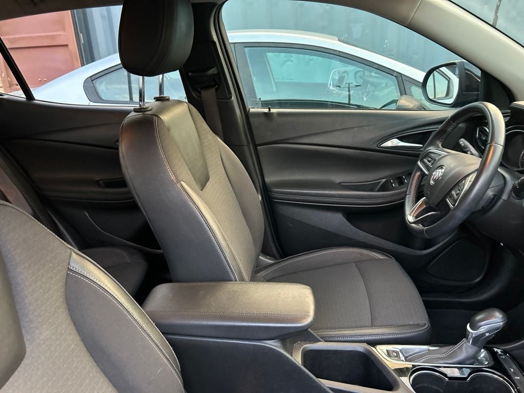 2020 Buick Encore GX Select