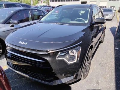 2024 Kia Niro SX