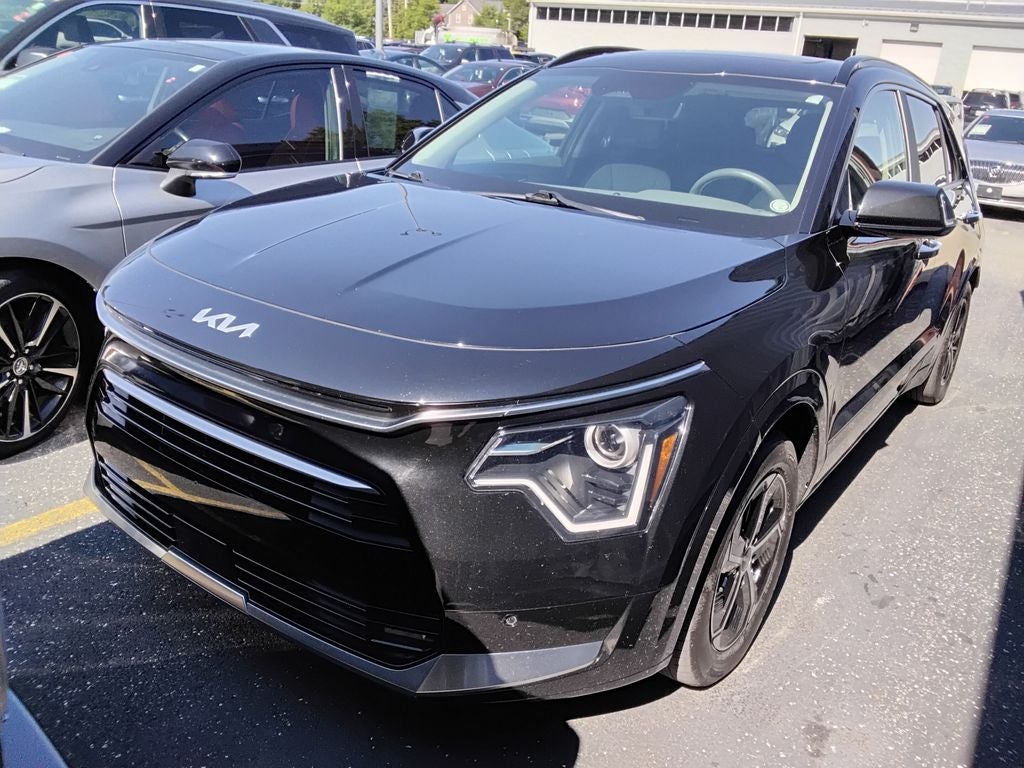 2024 Kia Niro SX