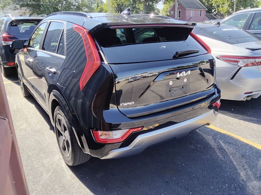 2024 Kia Niro SX