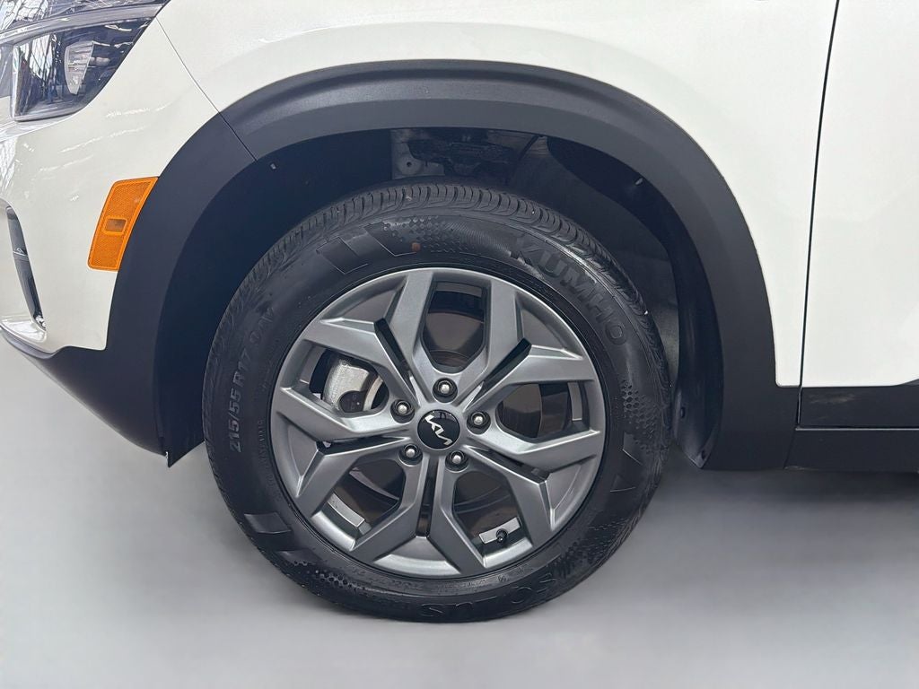 2025 Kia Seltos LX