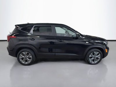 2025 Kia Seltos LX