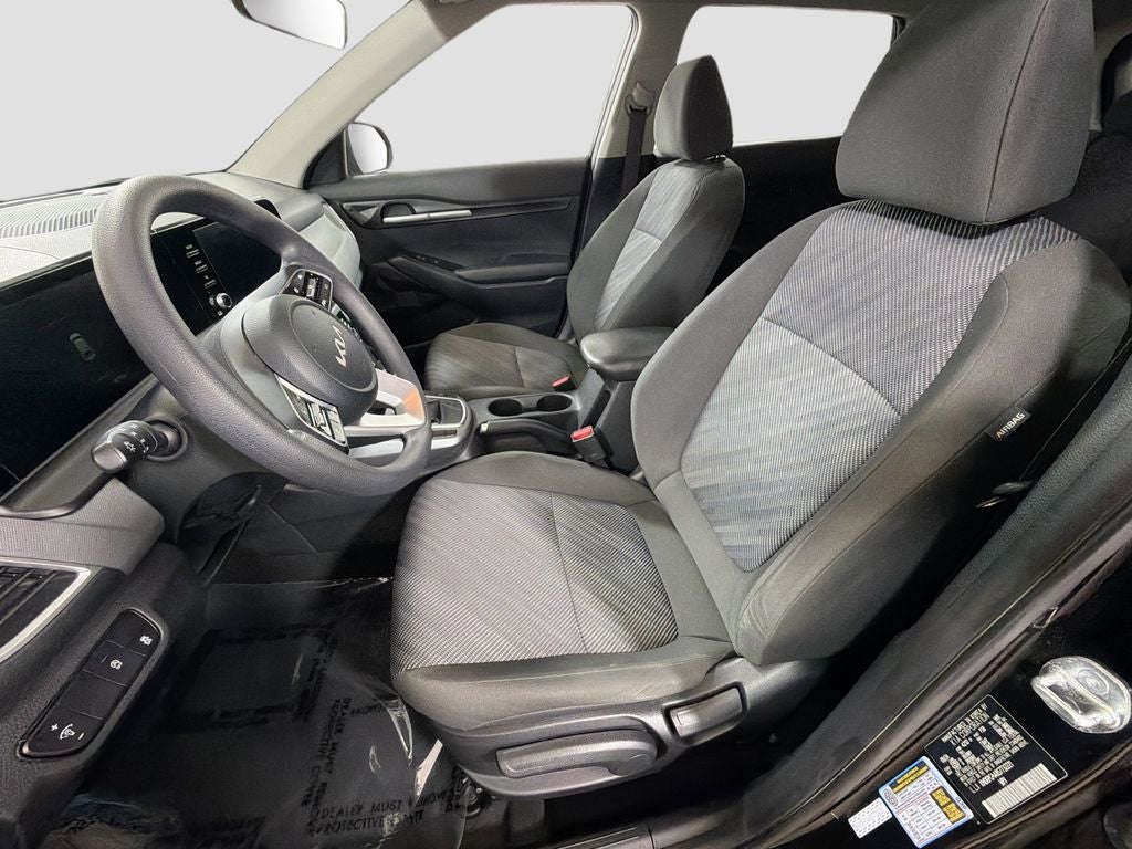 2025 Kia Seltos LX