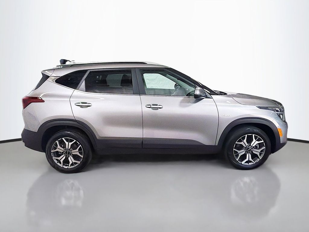 2022 Kia Seltos EX