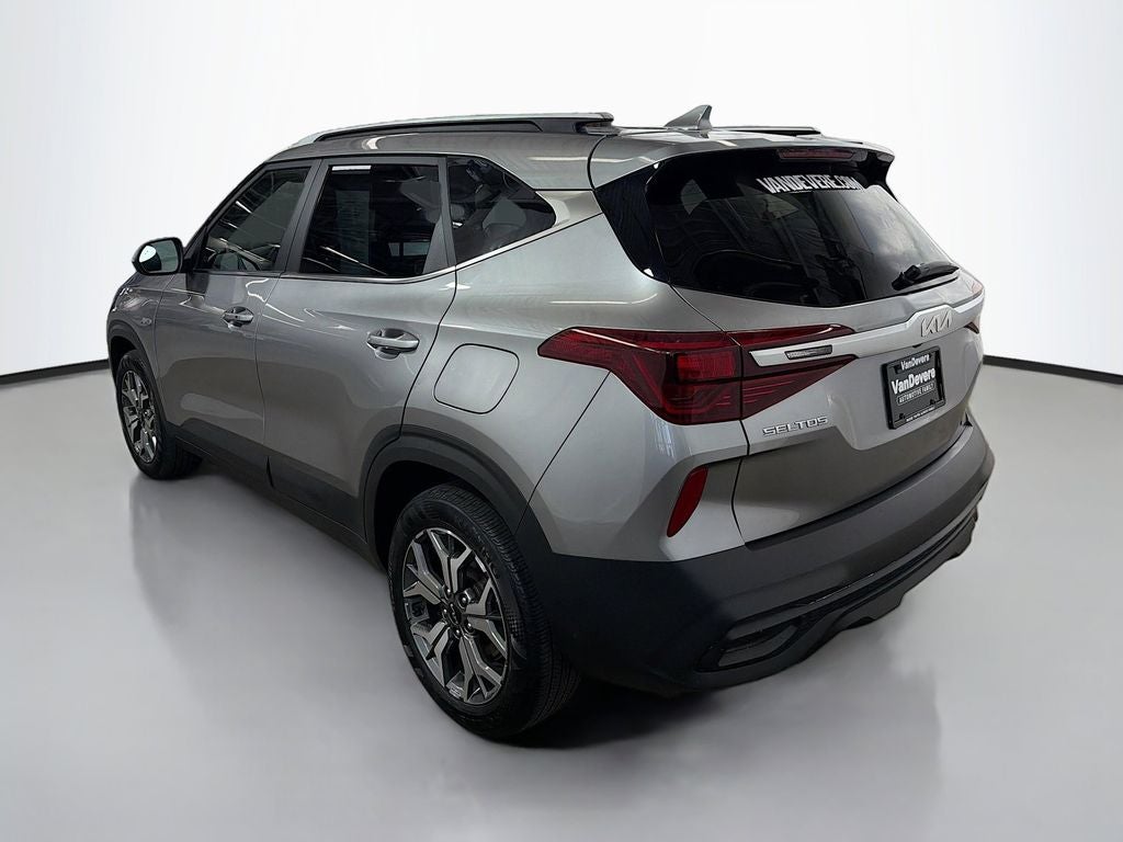 2022 Kia Seltos EX