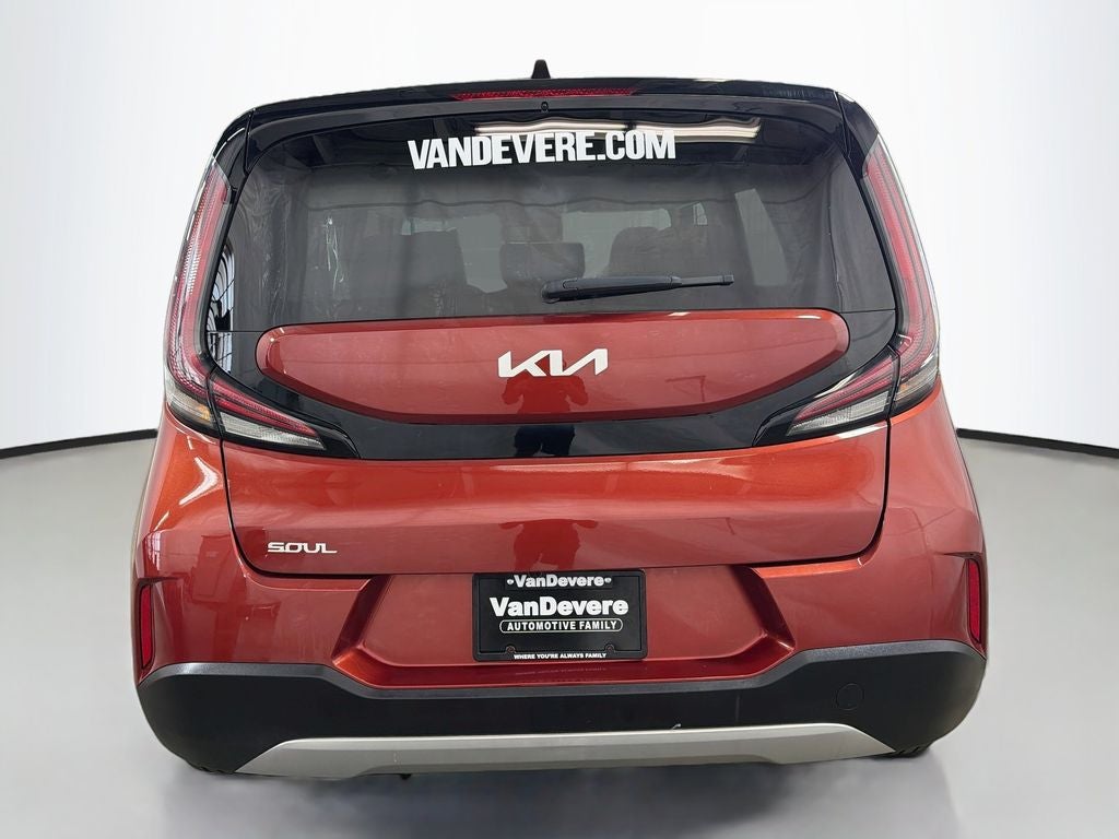 2024 Kia Soul LX
