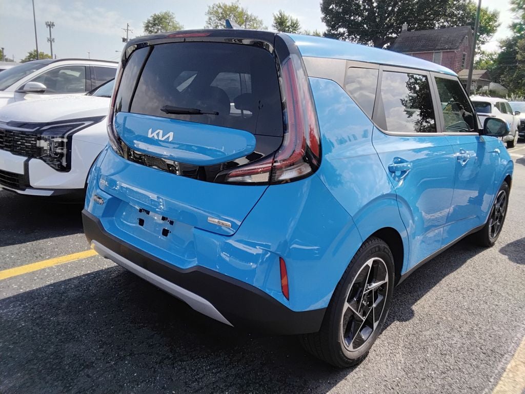 2023 Kia Soul EX