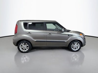 2013 Kia Soul Base