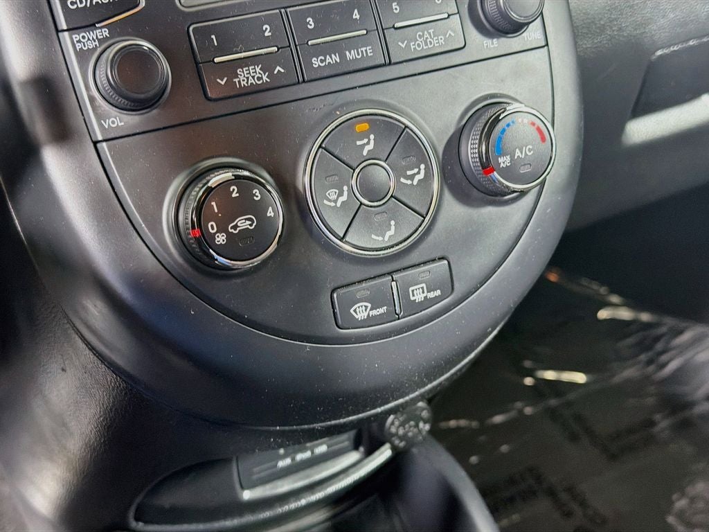2013 Kia Soul Base