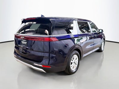 2024 Kia Carnival LX