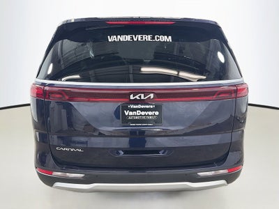 2024 Kia Carnival LX