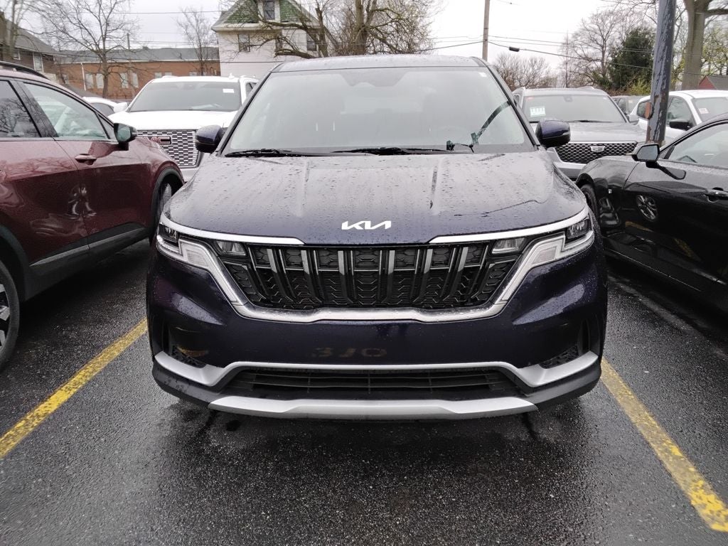 2023 Kia Carnival LX