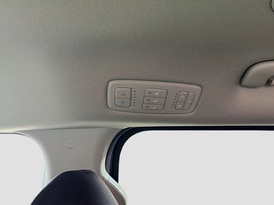 2023 Kia Carnival LX Seat Package