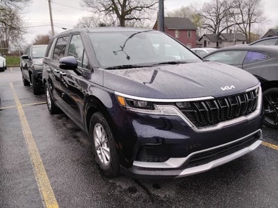 2023 Kia Carnival LX