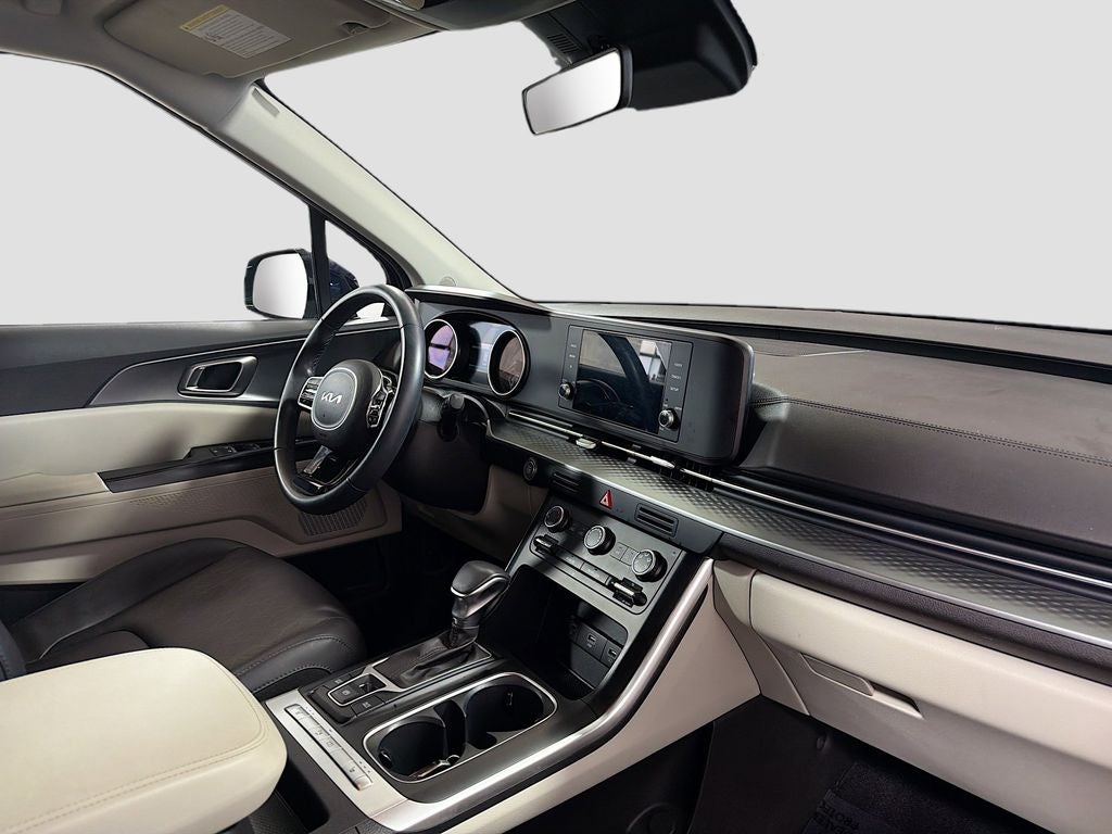 2023 Kia Carnival LX Seat Package