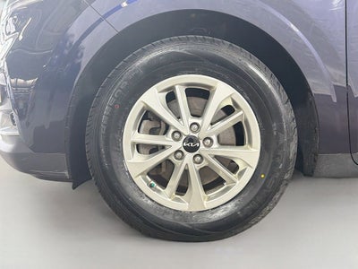 2023 Kia Carnival LX Seat Package