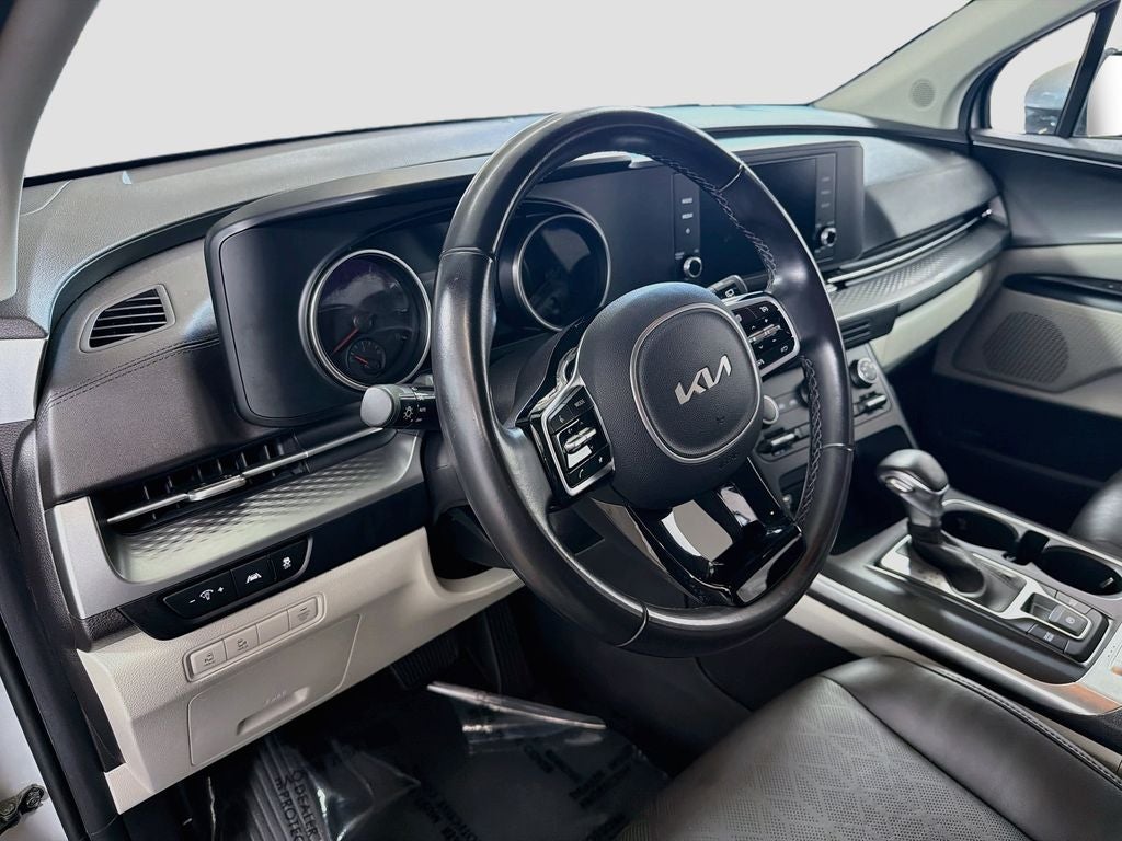 2022 Kia Carnival LXS