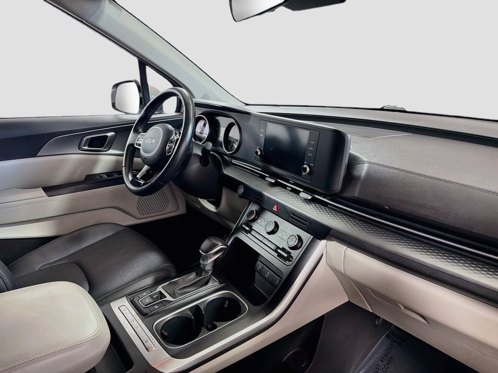 2022 Kia Carnival LXS