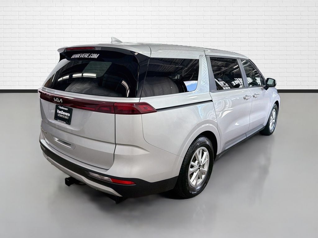 2022 Kia Carnival LXS