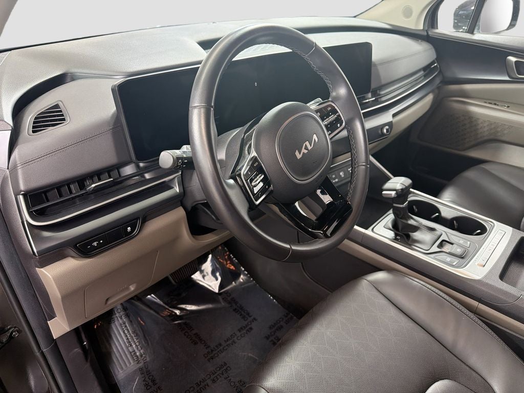 2025 Kia Carnival LXS