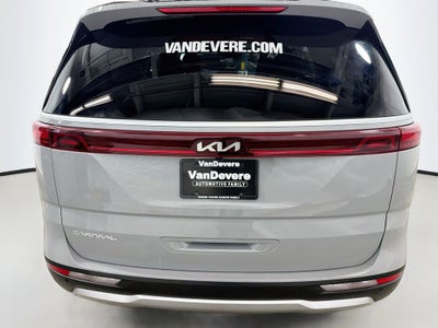 2024 Kia Carnival EX