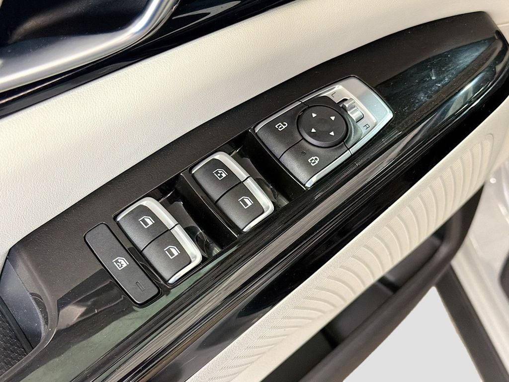 2023 Kia Carnival EX