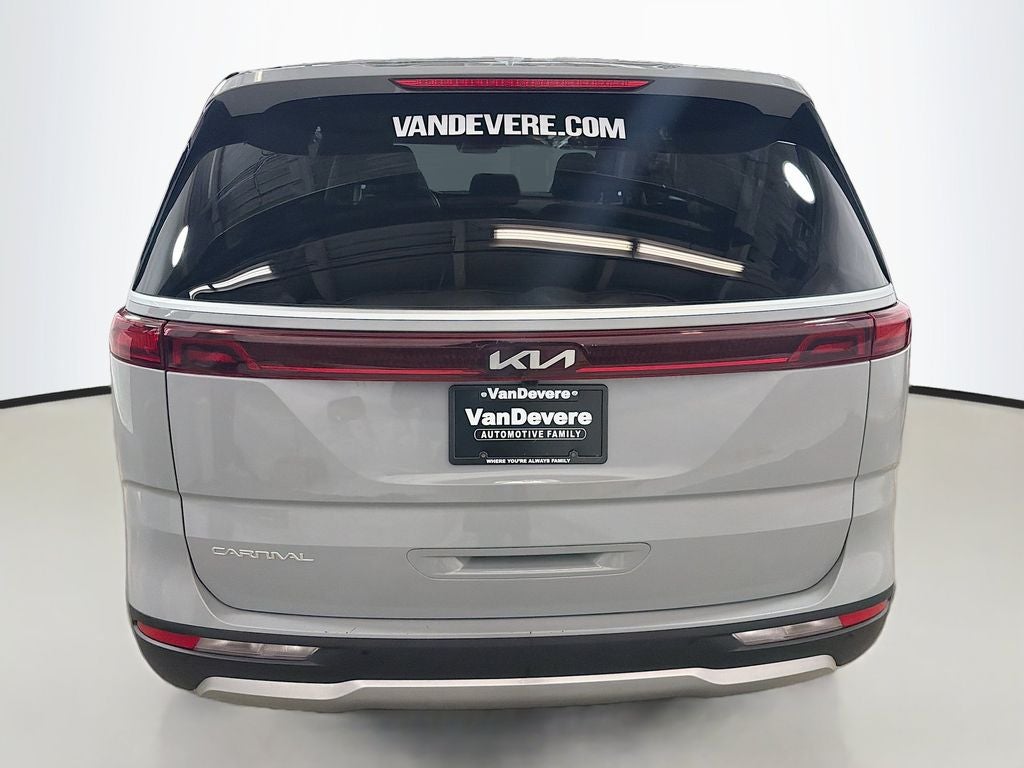 2023 Kia Carnival EX