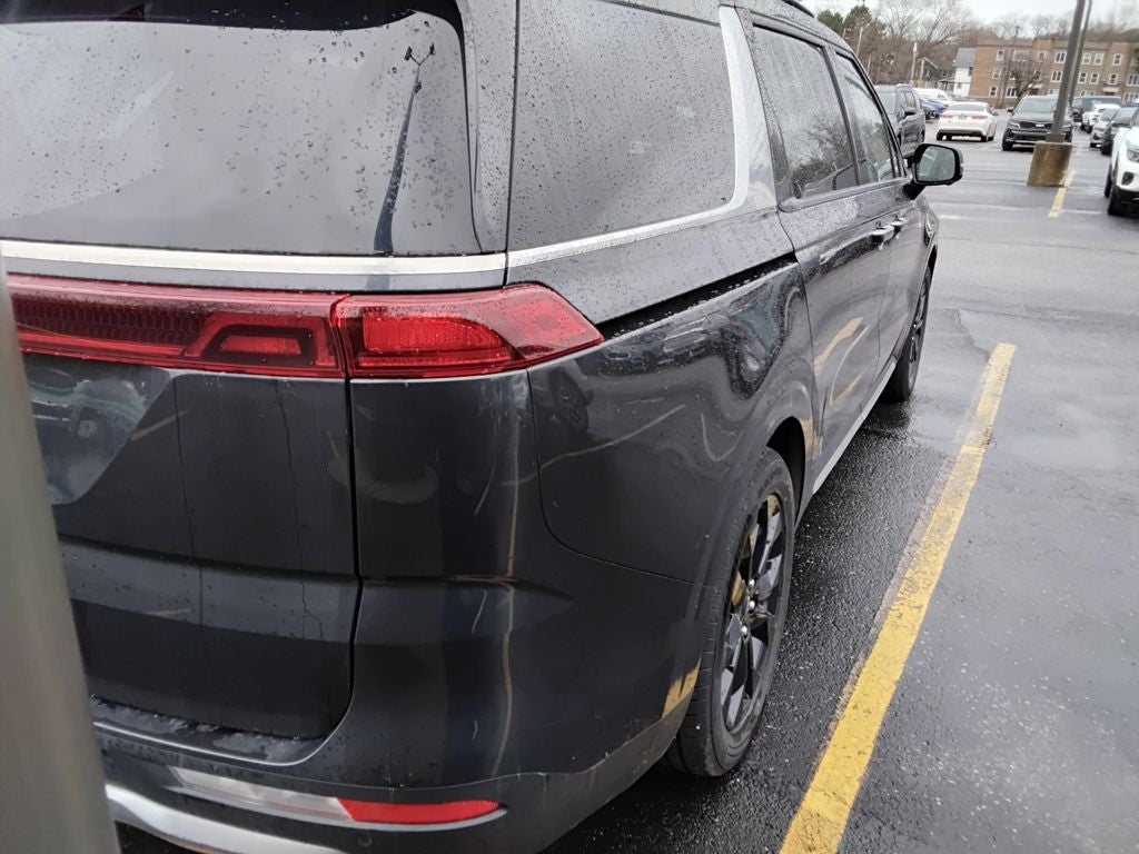 2024 Kia Carnival SX