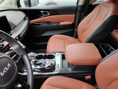 2024 Kia Carnival SX