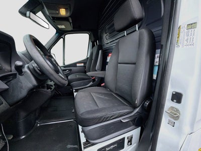 2021 Freightliner Sprinter 2500 High Roof