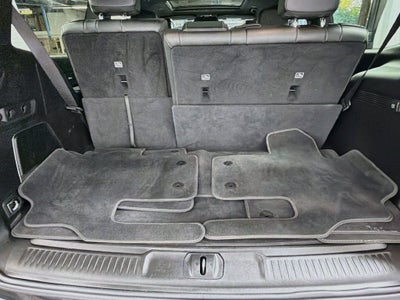 2023 Jeep Wagoneer Base