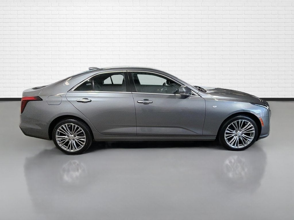 2022 Cadillac CT4 Premium Luxury
