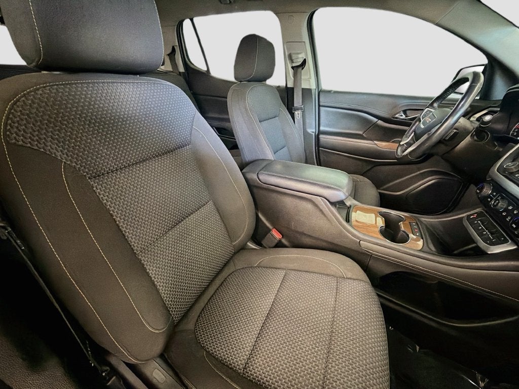 2020 GMC Acadia SLE