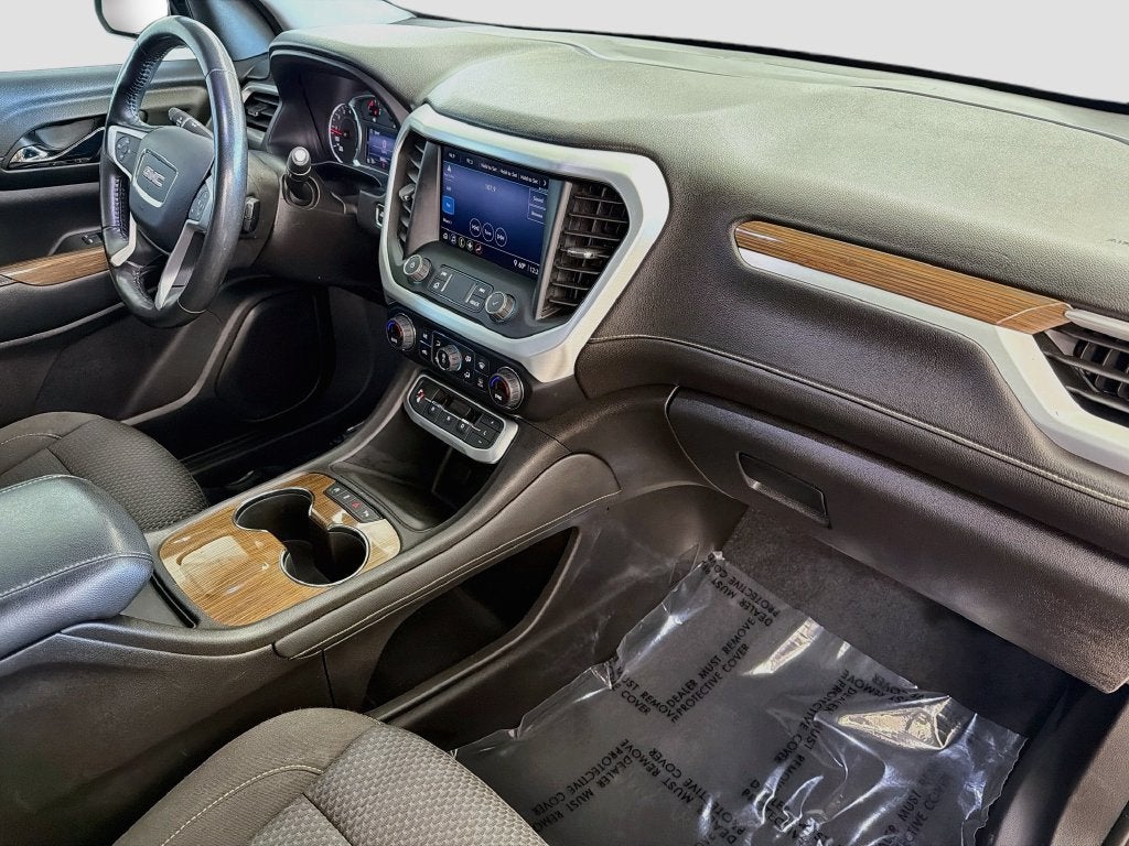 2020 GMC Acadia SLE