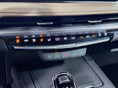 2024 Cadillac XT4 Luxury