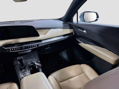 2024 Cadillac XT4 Luxury