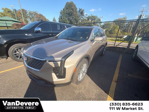 2025 Cadillac XT4 Premium Luxury