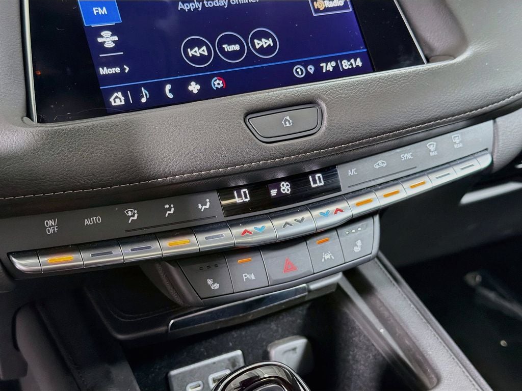 2023 Cadillac XT4 Premium Luxury