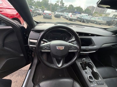 2020 Cadillac XT4 Premium Luxury