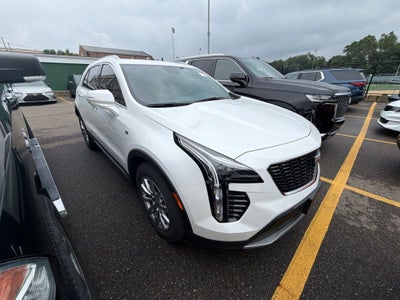 2023 Cadillac XT4 Premium Luxury