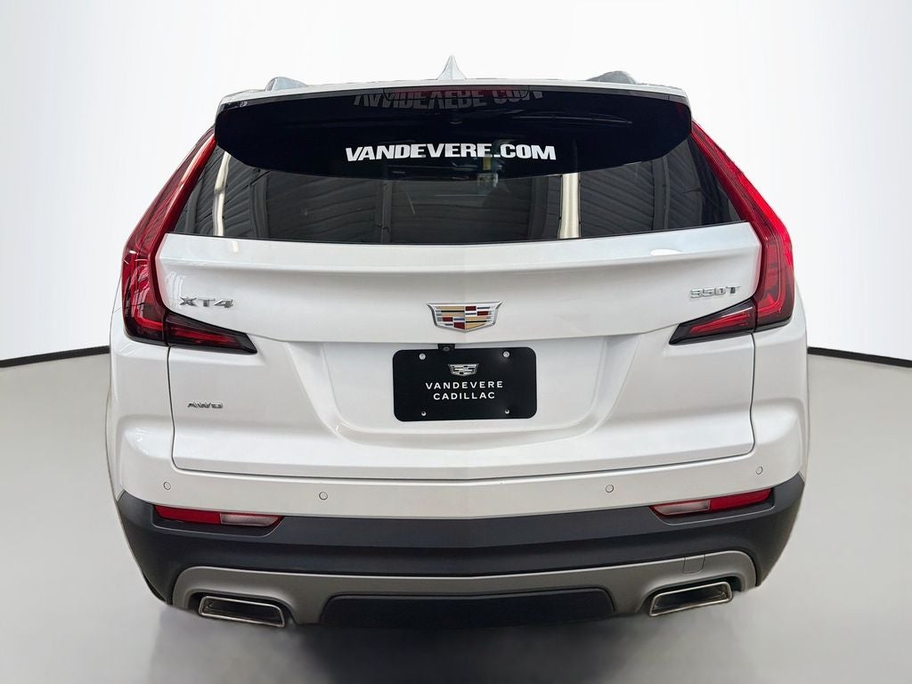 2023 Cadillac XT4 Premium Luxury
