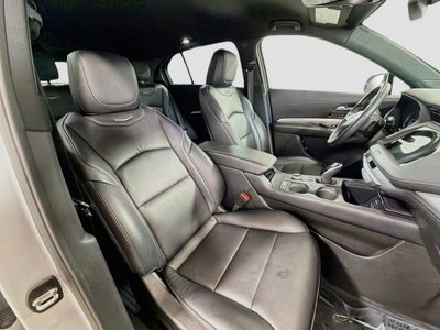 2022 Cadillac XT4 Premium Luxury