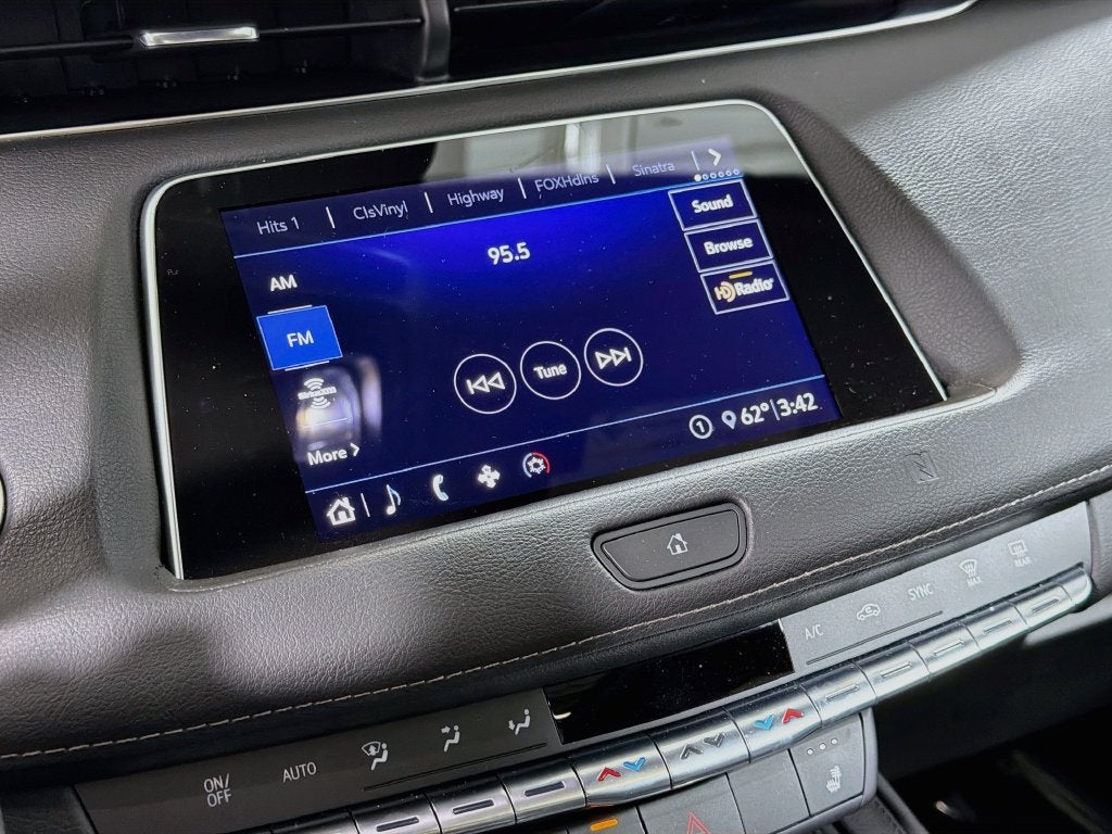 2020 Cadillac XT4 Premium Luxury