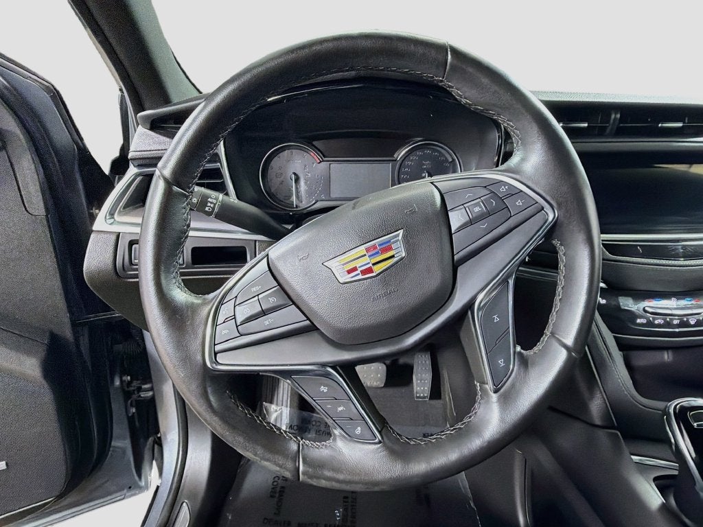 2022 Cadillac XT5 Luxury