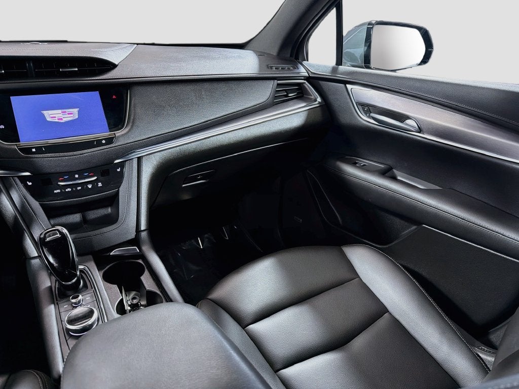 2022 Cadillac XT5 Luxury