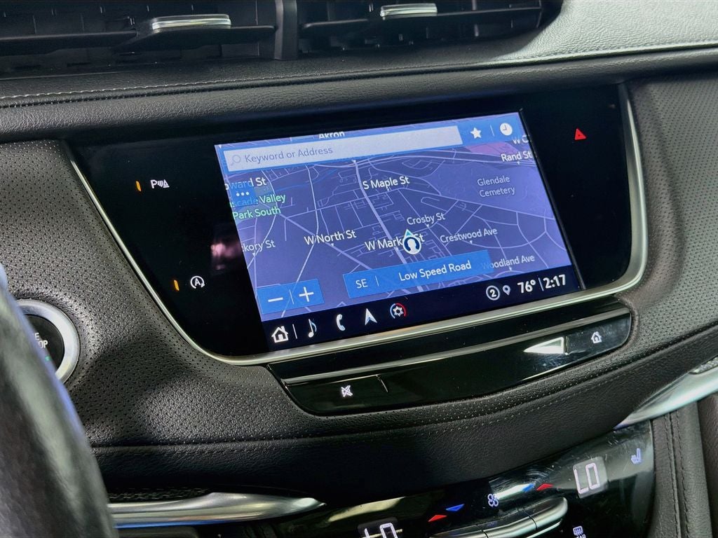 2022 Cadillac XT5 Sport