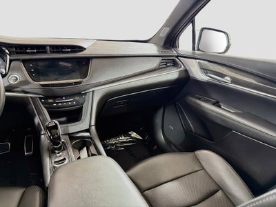2025 Cadillac XT5 Sport