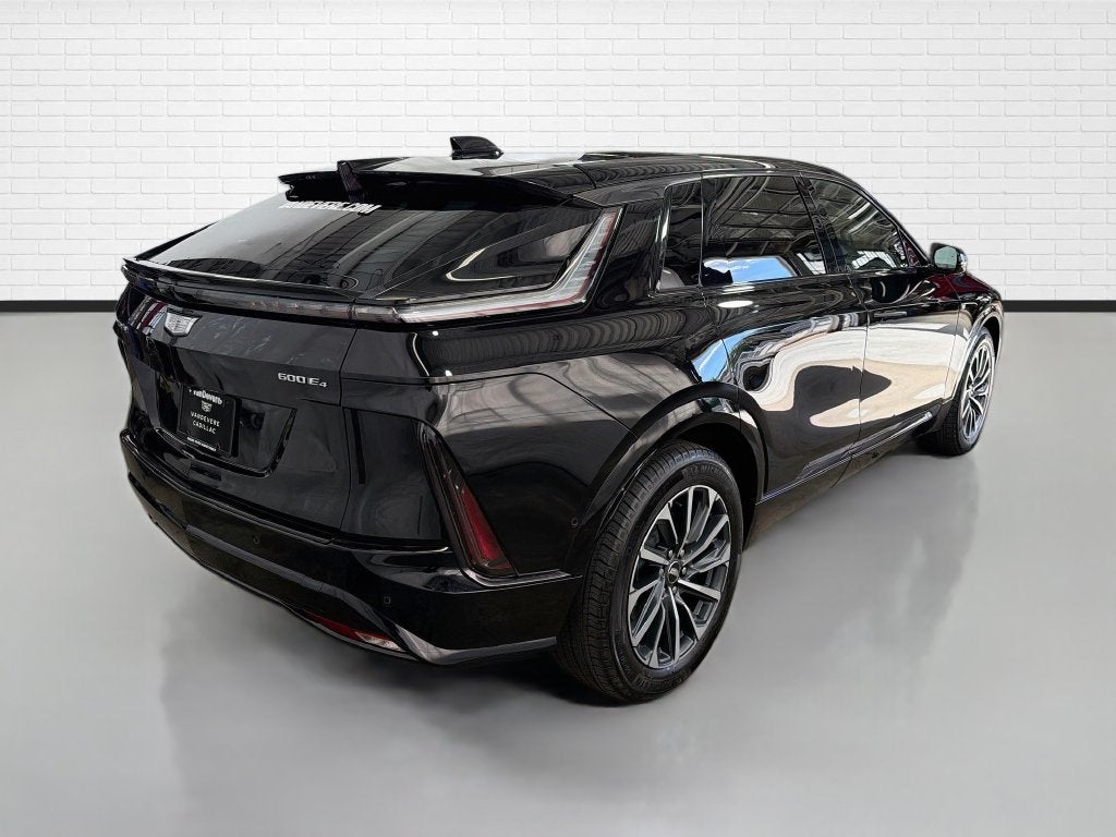 2024 Cadillac LYRIQ Sport