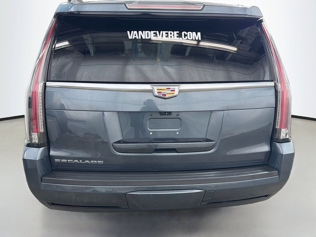 2019 Cadillac Escalade Luxury