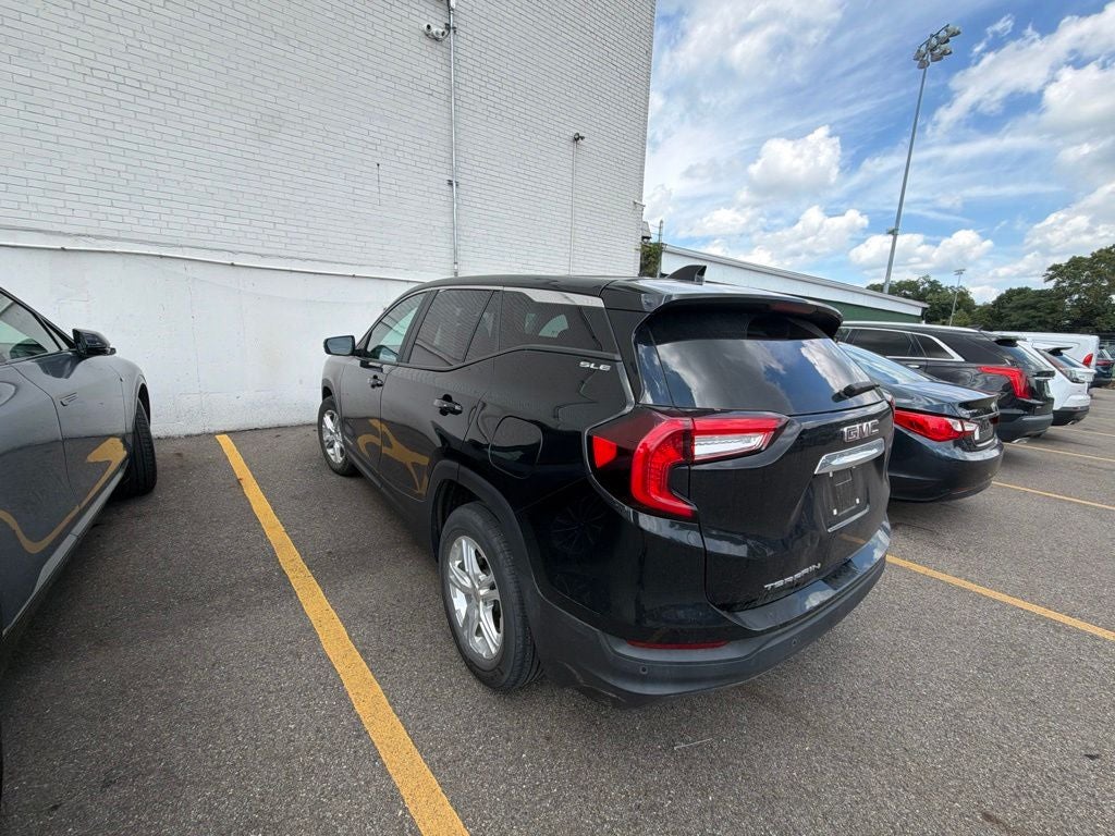 2022 GMC Terrain SLE